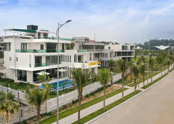 Tuan Chau Kingly Villa Hạ Long