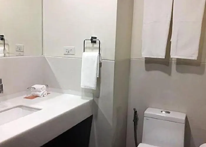 Maxx Hotel Makati Manila