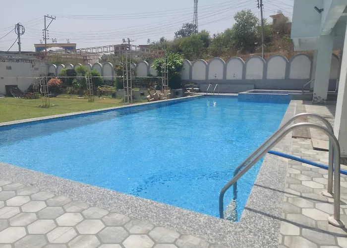 Hotel Grand Riviera Paonta Sahib
