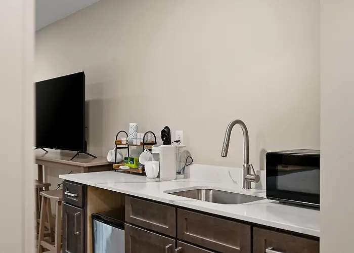 Sullivan Trail Inn And Suites Blakeslee