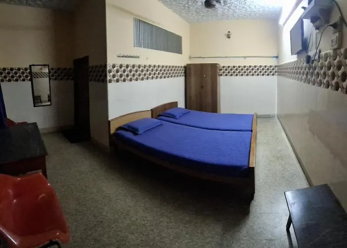 Sri Saibaba Guest House Heritage Town Pondicherry