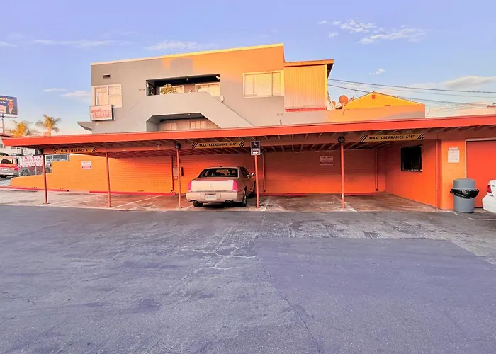 Navajo Lodge Lemon Grove