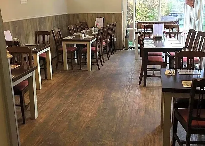 The Red Lion Hotel Hertford