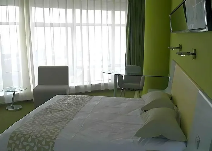 Da Zhong Pudong Airport Hotel Shanghai