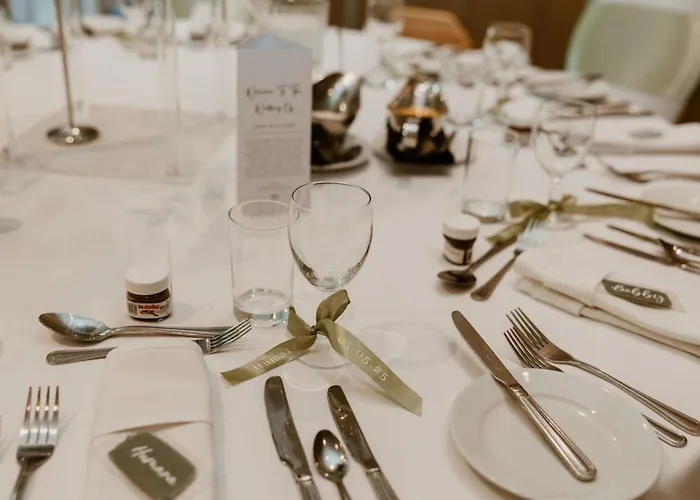 Holiday Inn Newport By Ihg