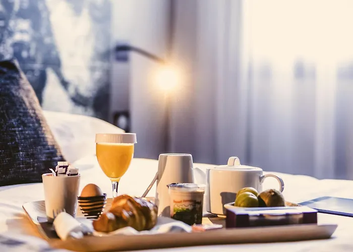 Mercure Pau Palais Des Sports