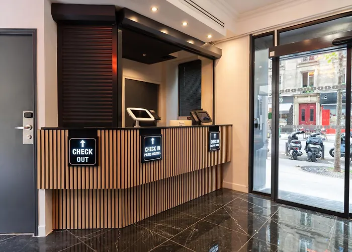Inspire Hotel By Paris Hostel