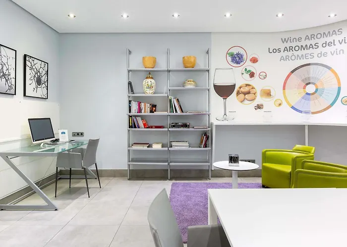 Ibis Styles Madrid Prado Hotel