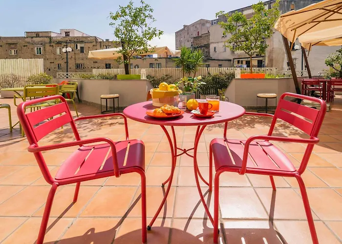 Ibis Styles Napoli Garibaldi Otel