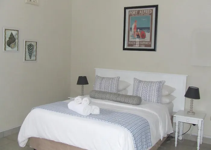 The Lookout Guest House Port Alfred