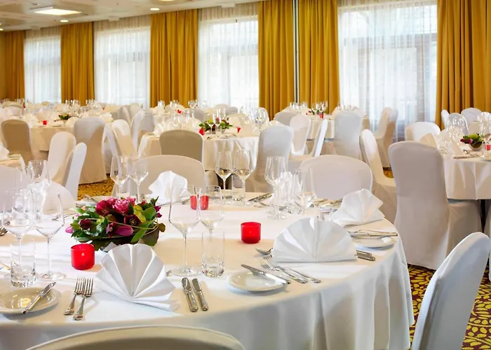 Hotel Courtyard By Marriott Pilsen