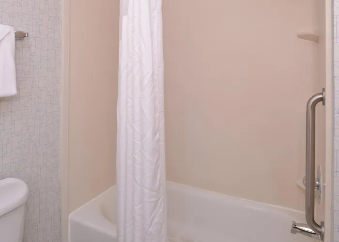 Holiday Inn Express Mineral Wells By Ihg Parkersburg
