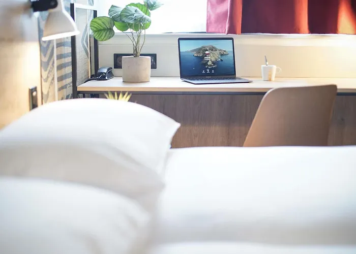 Ibis Tours Centre Giraudeau Hotel