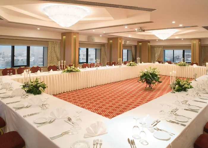 Moevenpick Hotel İzmir