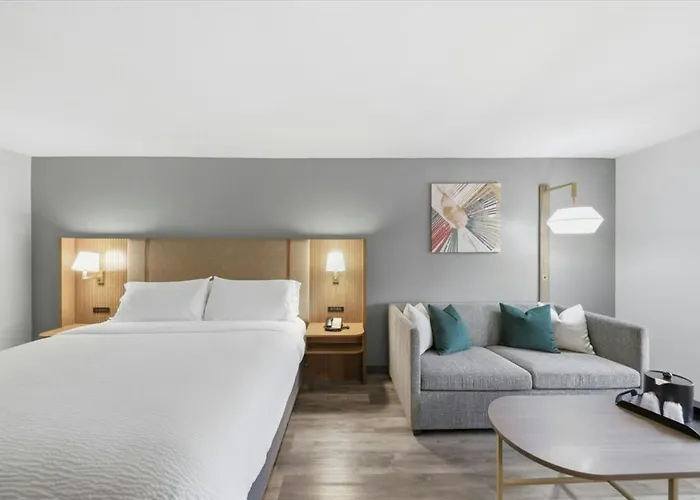 Holiday Inn Hotel Atlanta-Tucker, A Full Service Hotel