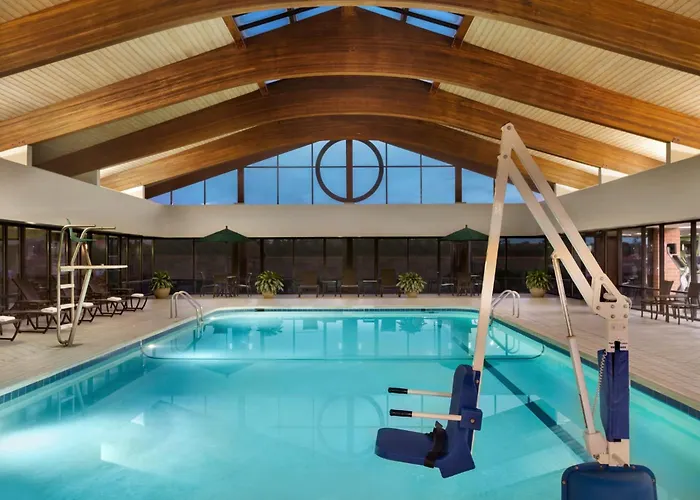 Holiday Inn Washington-Dulles International Airport By Ihg Sterling