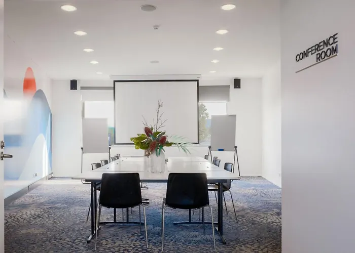 Mantra Hobart Airport Hotel Cambridge
