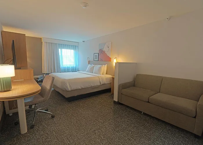 Comfort Inn Medford-Long Island