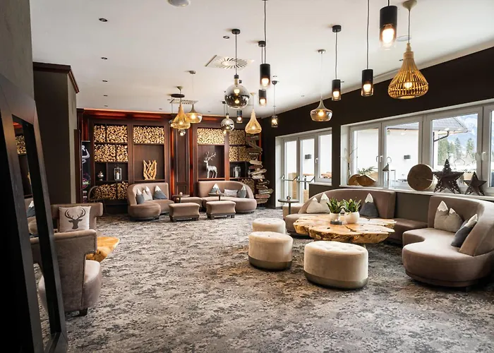 Kuhotel Steinplatte, Trademark Collection By Wyndham Waidring