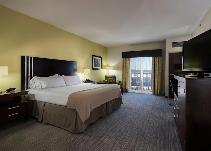 Holiday Inn Express Conway By Ihg
