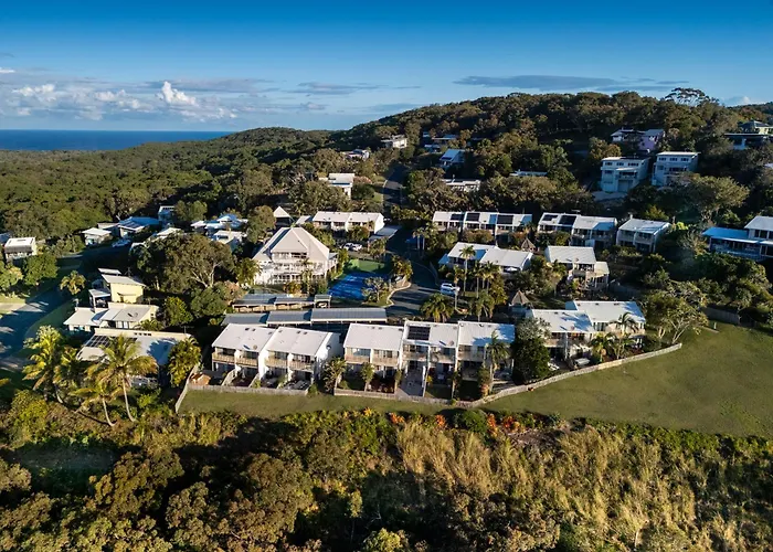 Pandanus Palms Ocean View Holiday Resort On Point Lookout