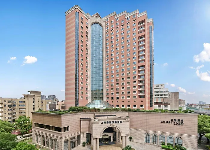 Courtyard By Marriott Shanghai Hongkou