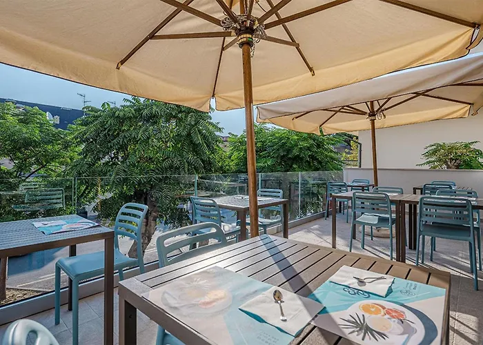 Hotel Avana Fronte Mare Riccione