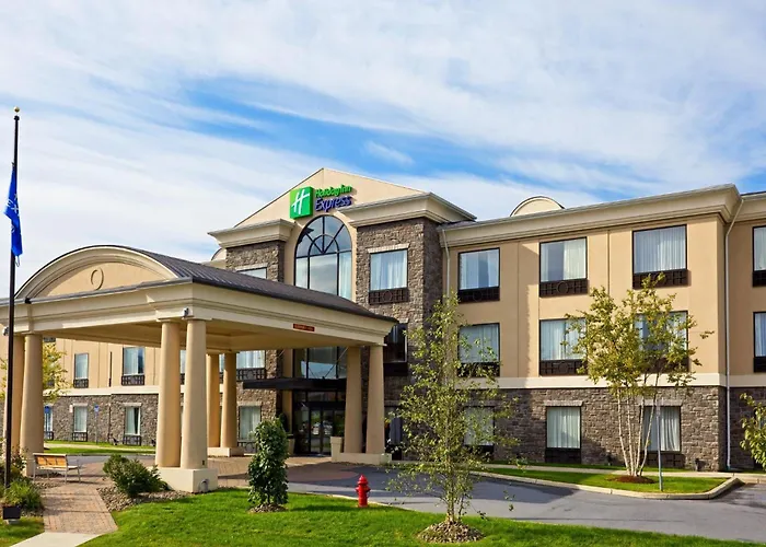 Holiday Inn Express Hotel & Suites Chester By Ihg
