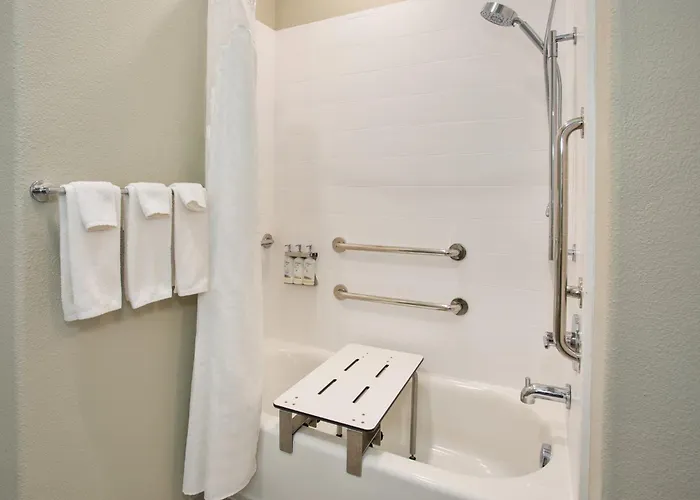 Holiday Inn Express Hotel And Suites Katy By Ihg