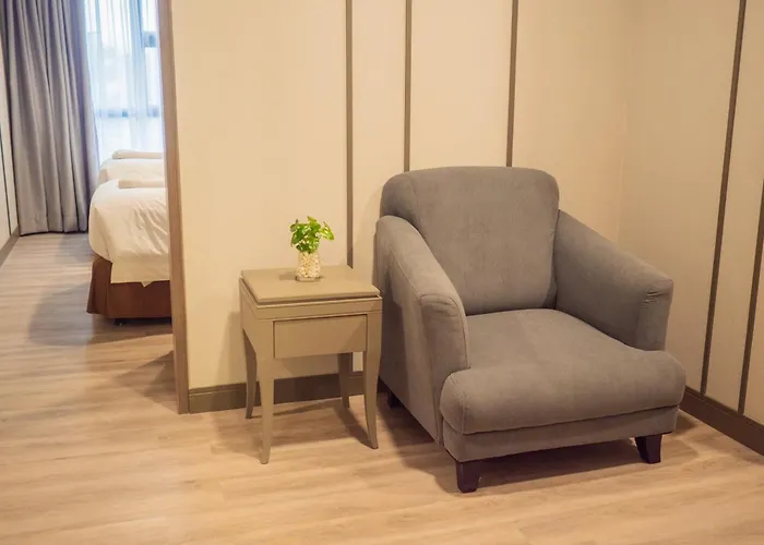 Grand Tropic Suites Hotel Jakarta