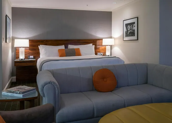 Hotel Lucia, a Provenance Hotel Portland