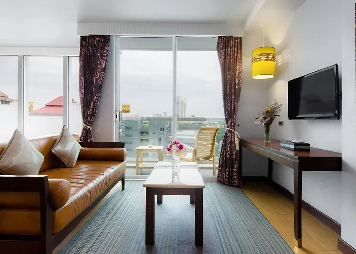 Aiyara Grand Hotel Pattaya