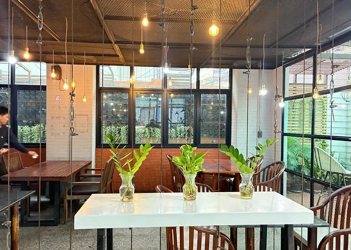 18 Coins Budget Hotel Pattaya