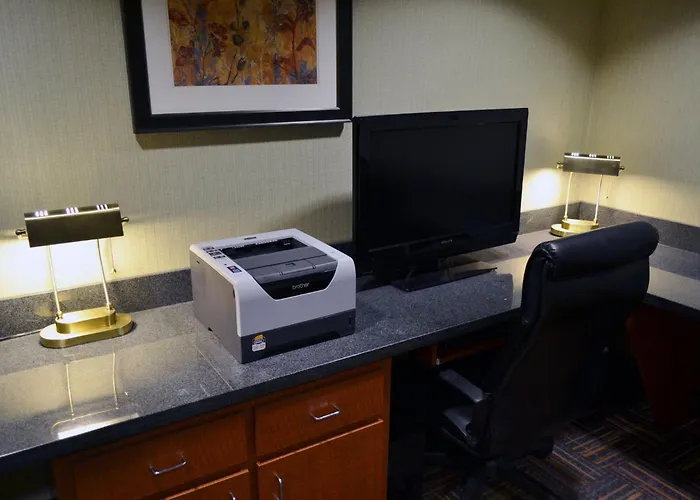 Holiday Inn Express Hotel & Suites Center Township By Ihg Monaca