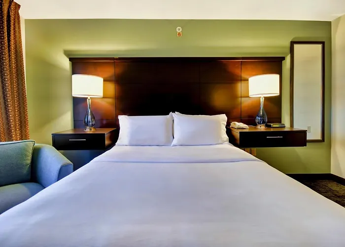 Staybridge Suites Madison - East By Ihg