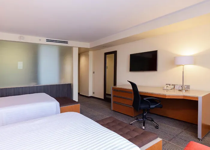 Holiday Inn Mexico City-Plaza Universidad, an IHG Hotel
