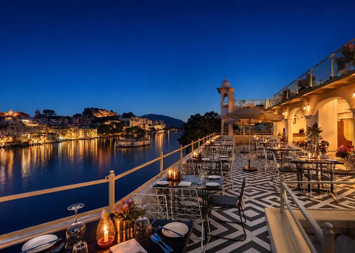 Sarovar - Lake Facing Boutique Hotel On Lake Pichola Udaipur