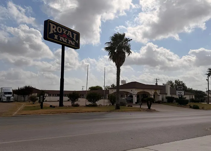Royal Inn Pearsall