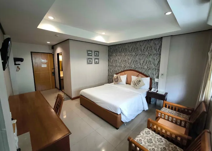 At Bangkok Hotel