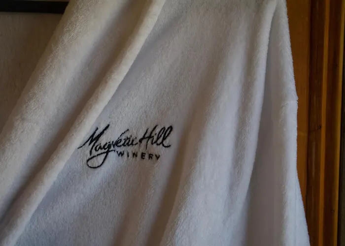 Magnetic Hill Winery Hotel Moncton