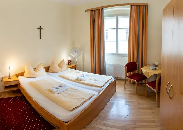 Gästehaus im Priesterseminar Salzburg