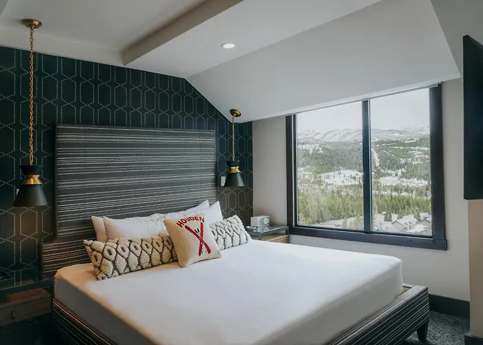 Summit Hotel At Big Sky Resort
