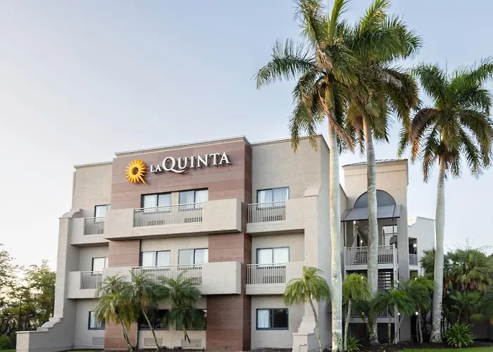 La Quinta By Wyndham Ft. Myers - Sanibel Gateway Hotel Fort Myers