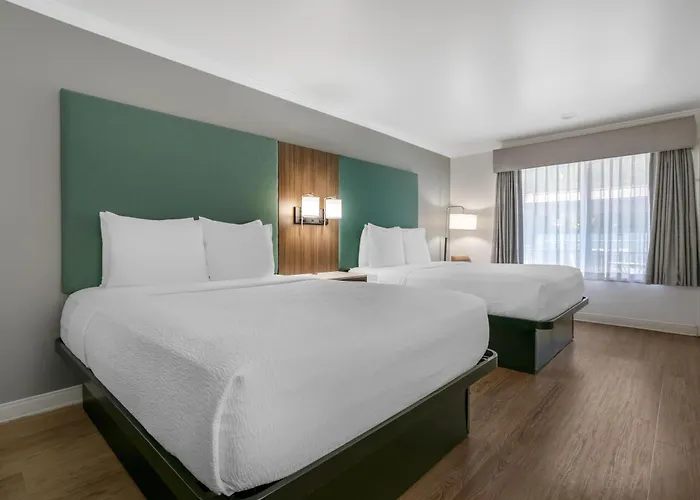 Best Western Plus Riviera Menlo Park