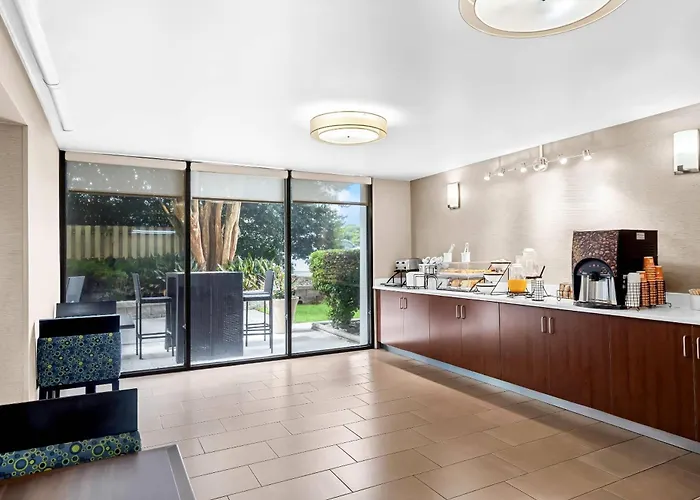 Comfort Inn University Wilmington
