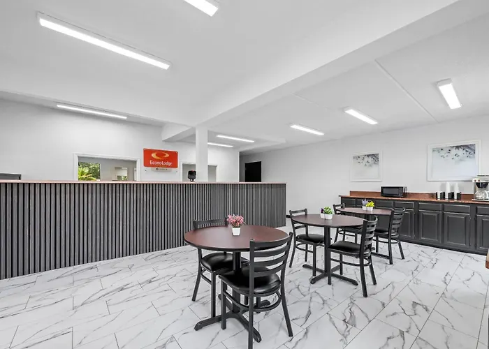 Econo Lodge Inn & Suites Lugoff