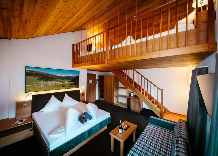 Gasthof Zum Goldenen Loewen Nauders