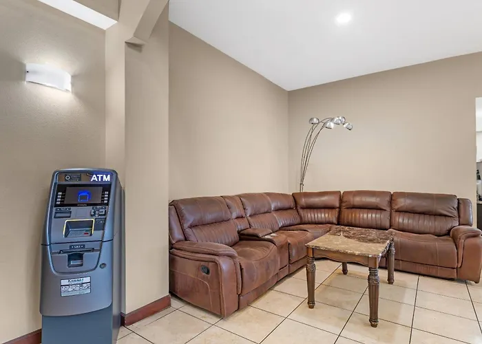 Quality Inn & Suites Caseyville - St Louis