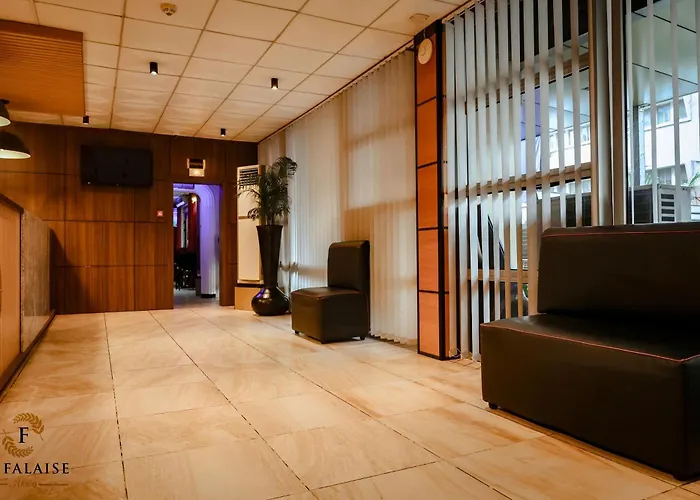 Hotel Résidence La Falaise Douala