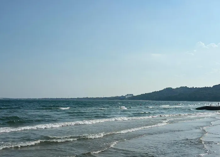 Hon Rom Central Beach Resort Mui Ne